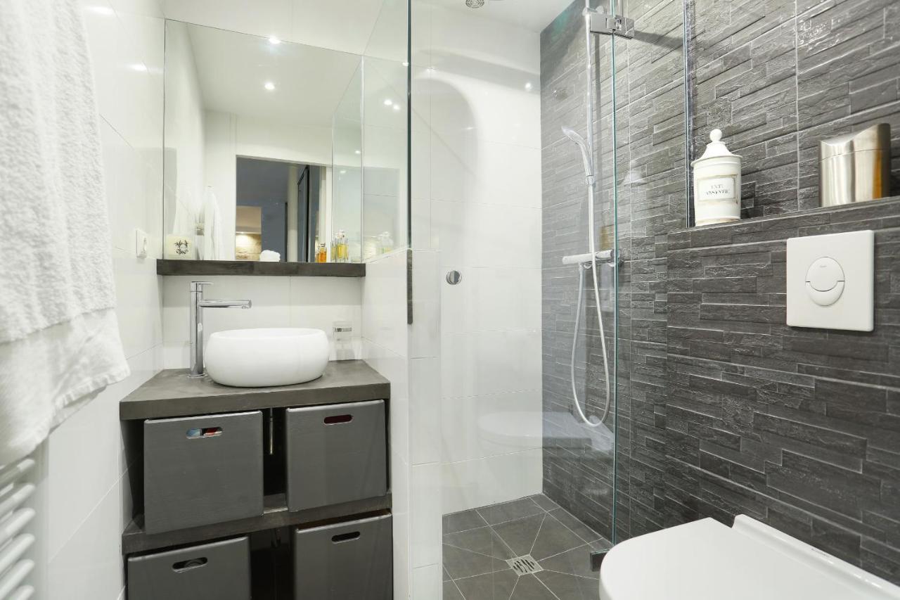 Apartment Champs Elysees By Studio Prestige Paris Ngoại thất bức ảnh